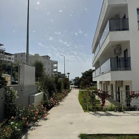 Sahil Aparts - Guelluek Apart-hotel 3*